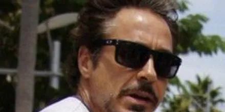 Oakley Holbrook OO9102 E8 - As Seen On Bryan Cranston