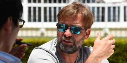 Oakley Latch OO9265 32 Polarised - As Seen On Jurgen Klopp