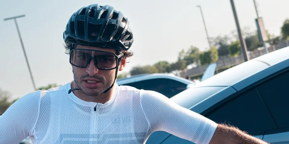 Oakley Sutro OO9406 01 - As Seen On Patrick Mahomes & Carlos Sainz