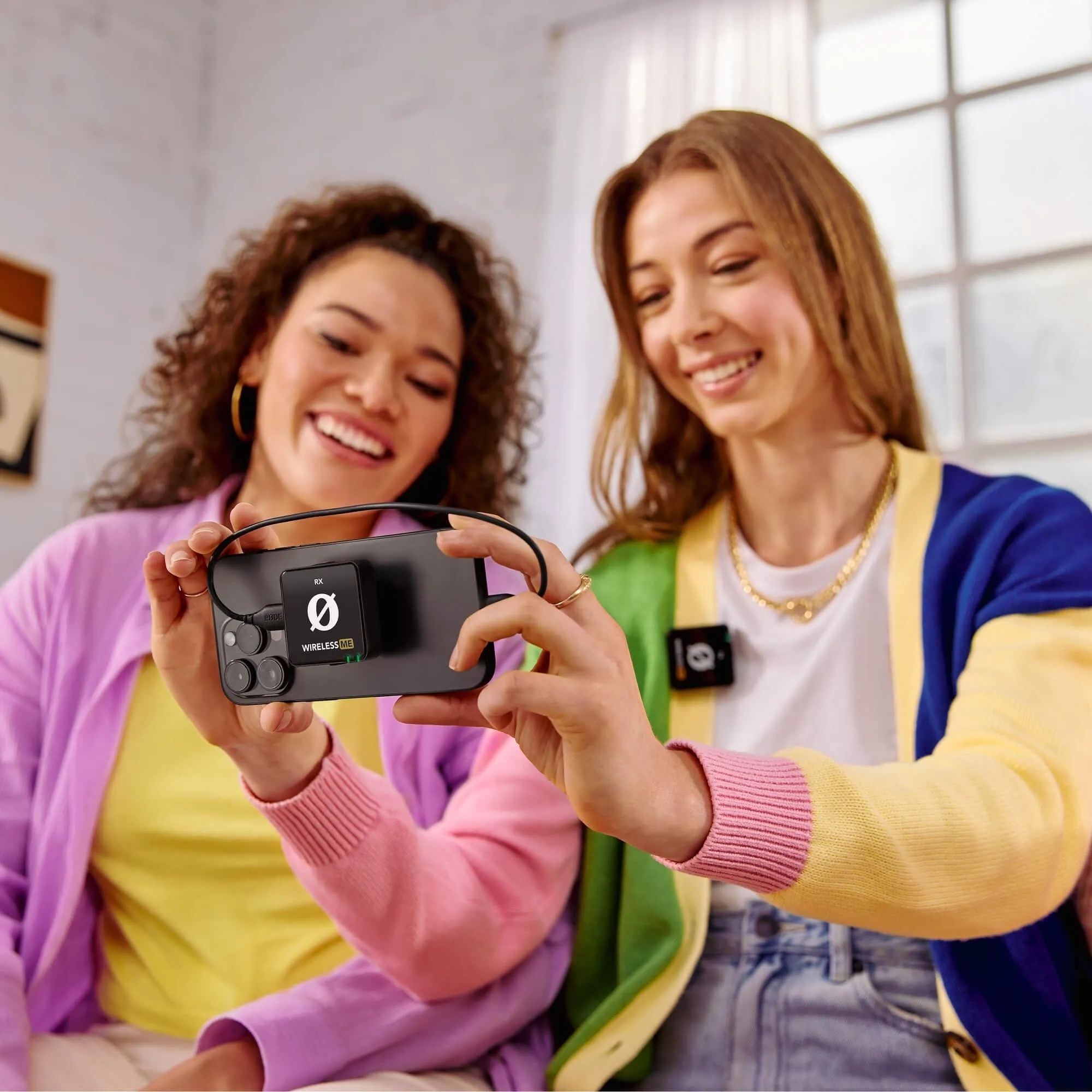 RODE WIRELESS ME 2 Person TX   TX   RX Omnidirectional Condenser Lavalier Microphone USB Type-C Dual Channel with 2.4Ghz Max 100m Range, GainAssist Technology, 7Hrs Battery Life for Interviews, Vlog and Reporting